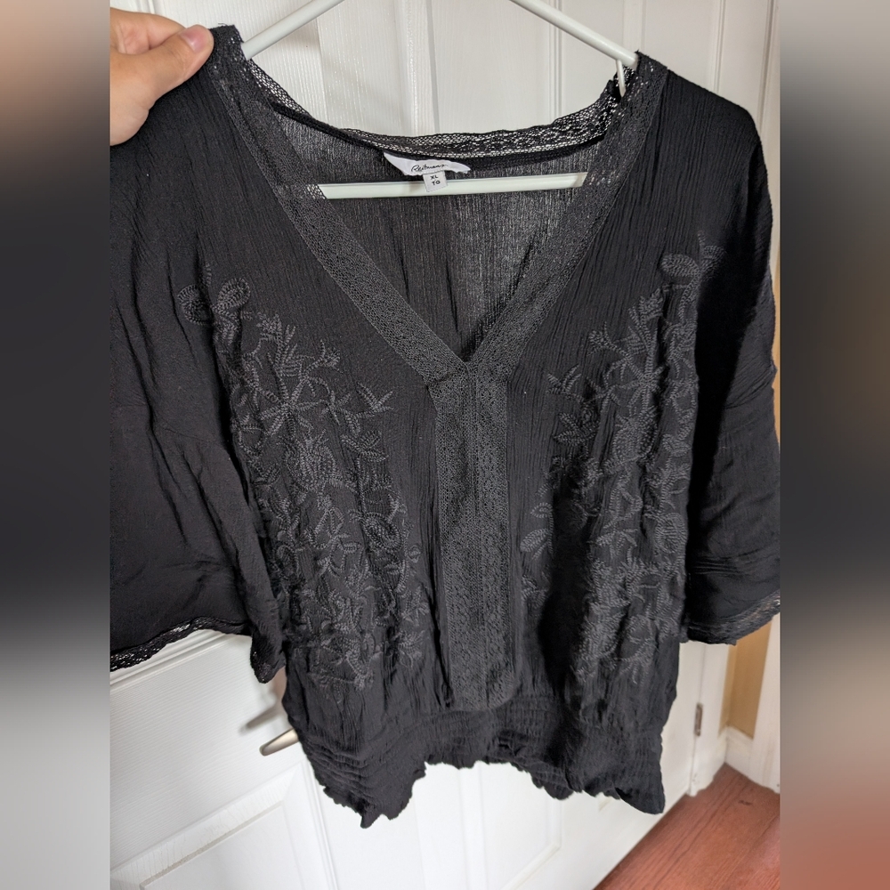 Reitmans Elegant Black Embroidered Blouse